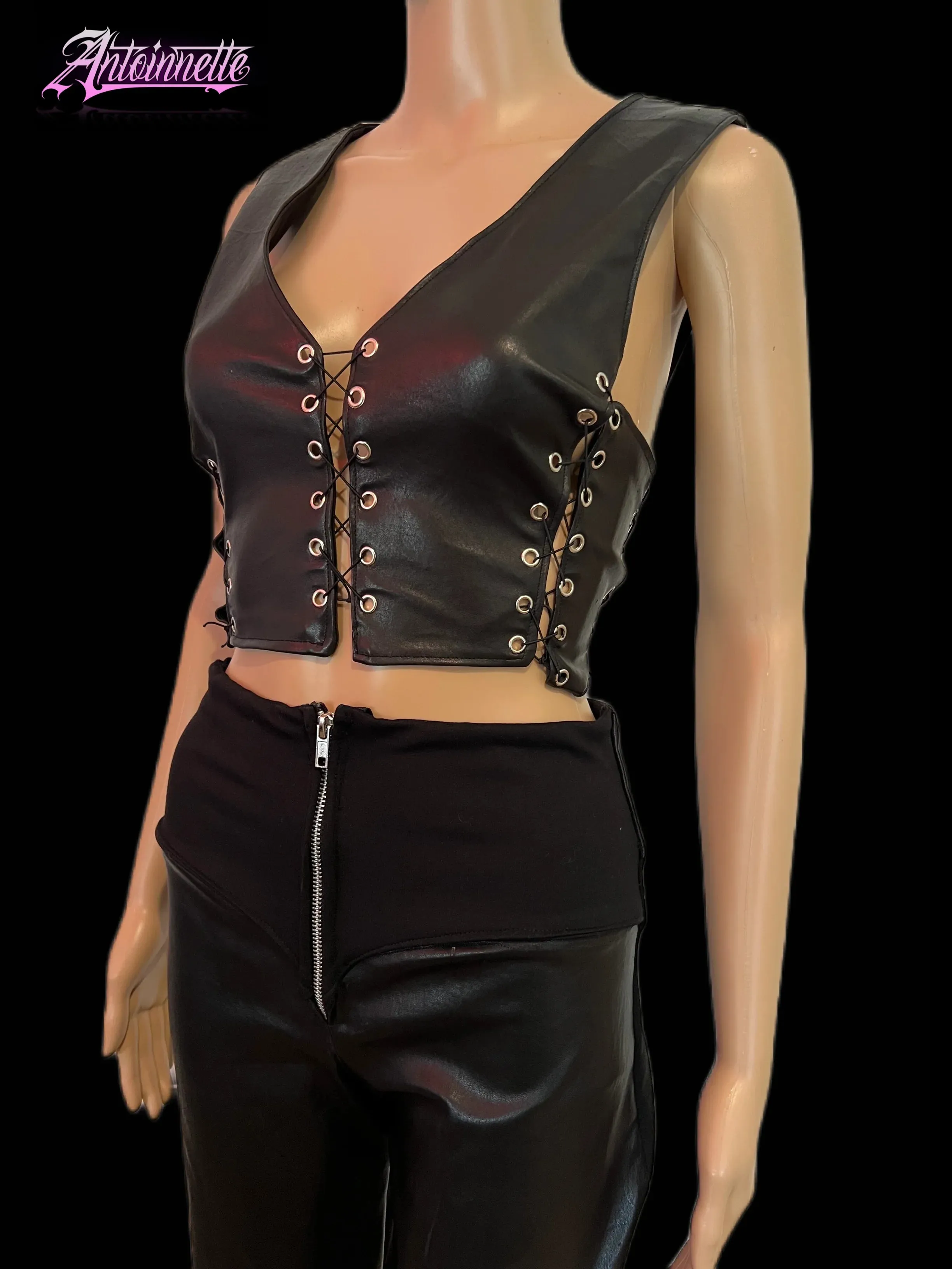 Antoniette Corset Style Top