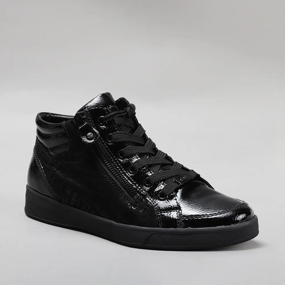 Stylish Black Sneaker