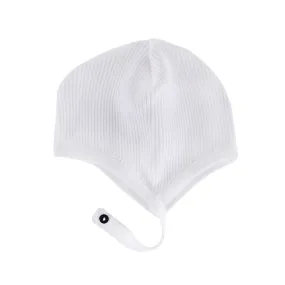 Ribbed Hat With Chin Strap White