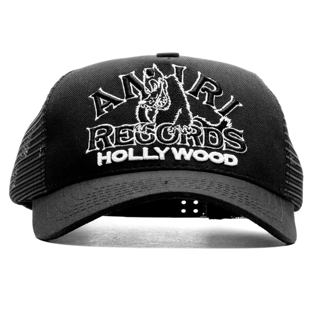 'Wolf Logo Trucker Hat Black'