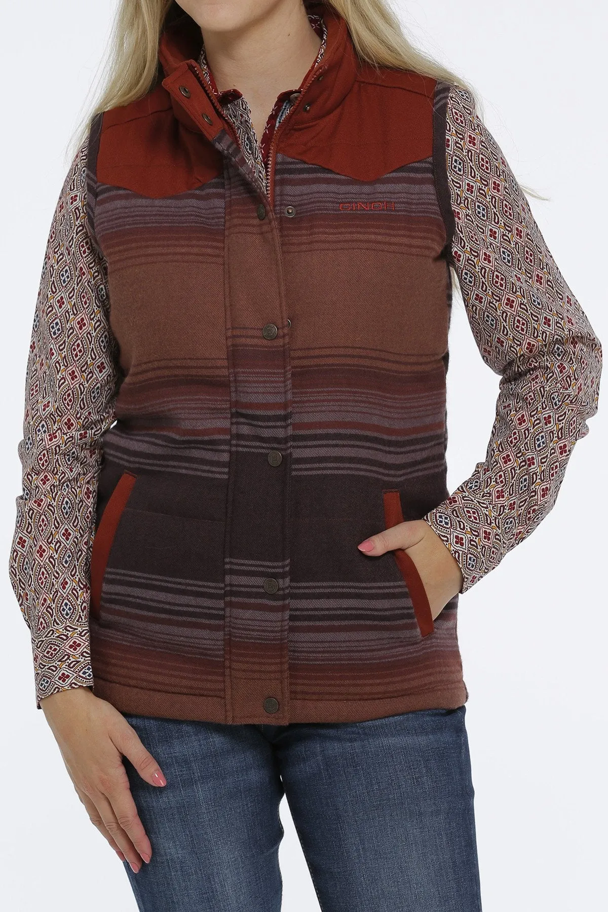 Cinch Women's Twill Quilted Vest in Red