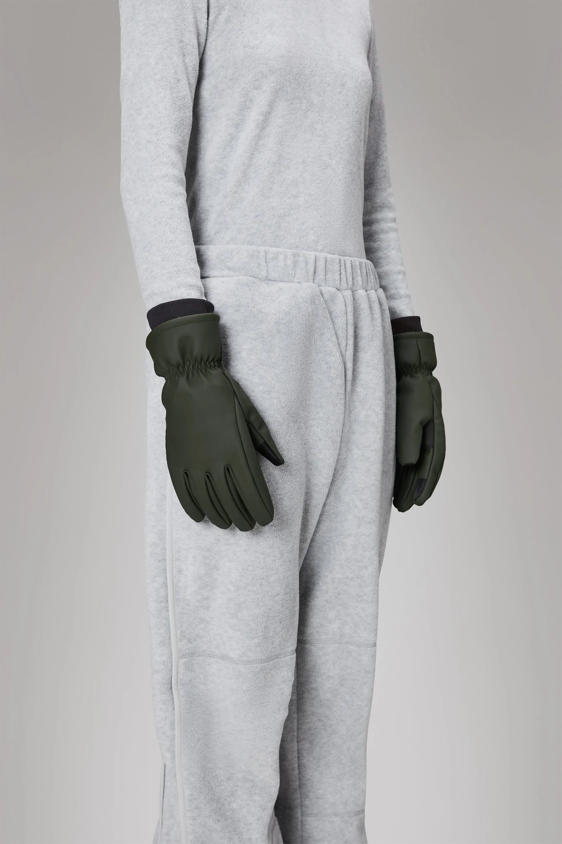 Insulating Gloves