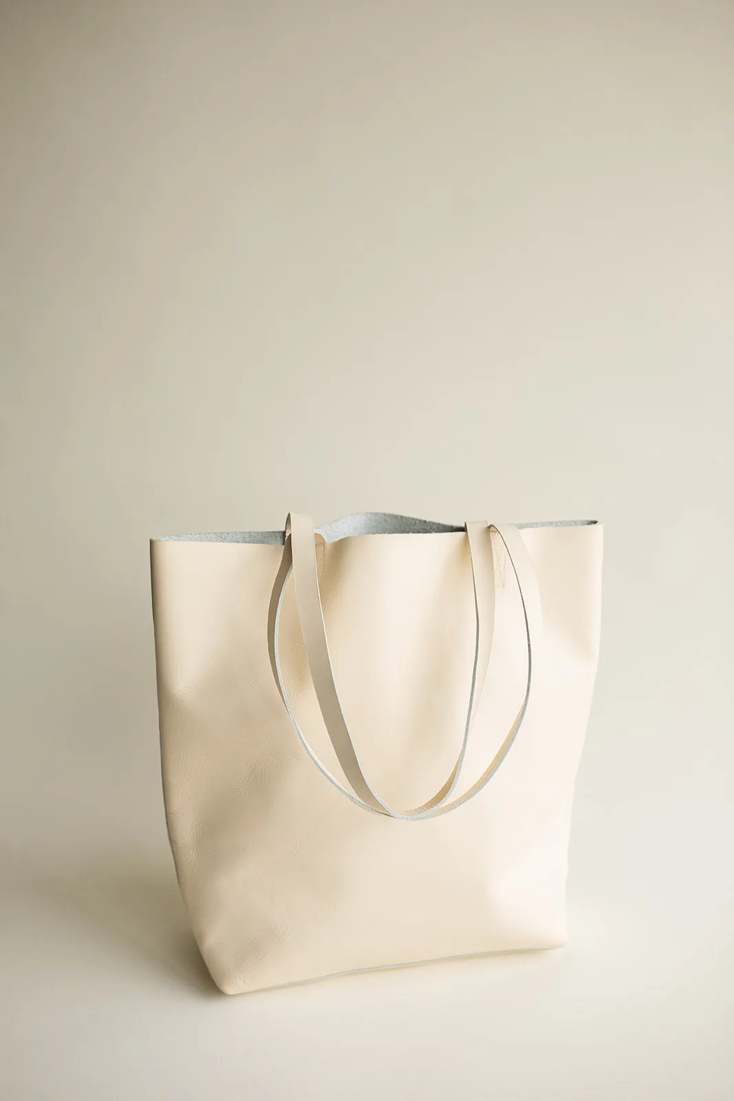 Leather Tote {Cream}