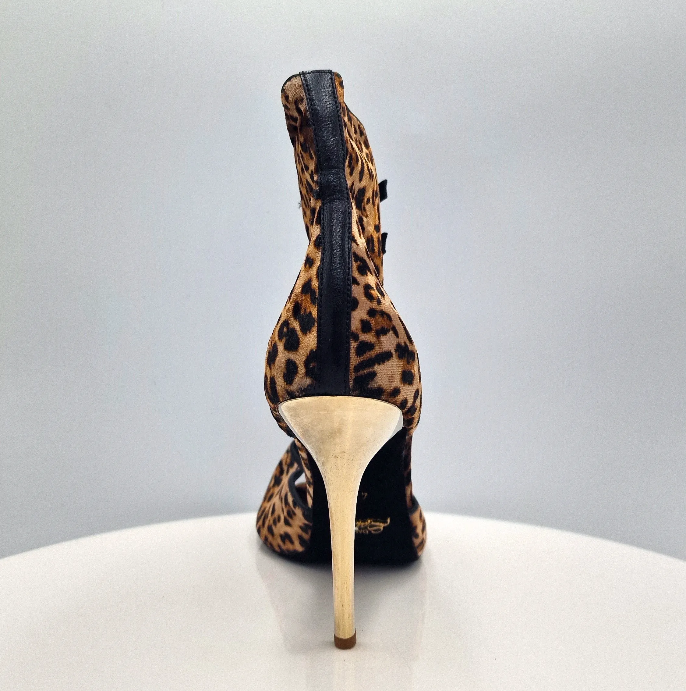 9cm Heeled Spica Suede Leopard Shoes