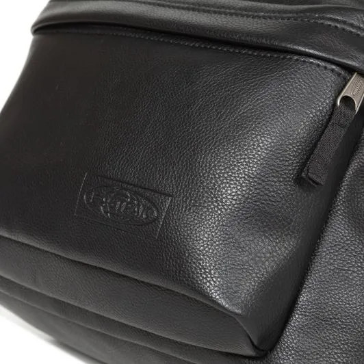 Grained Black Padded Pak'r