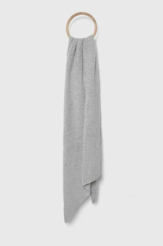 Wool scarf gray